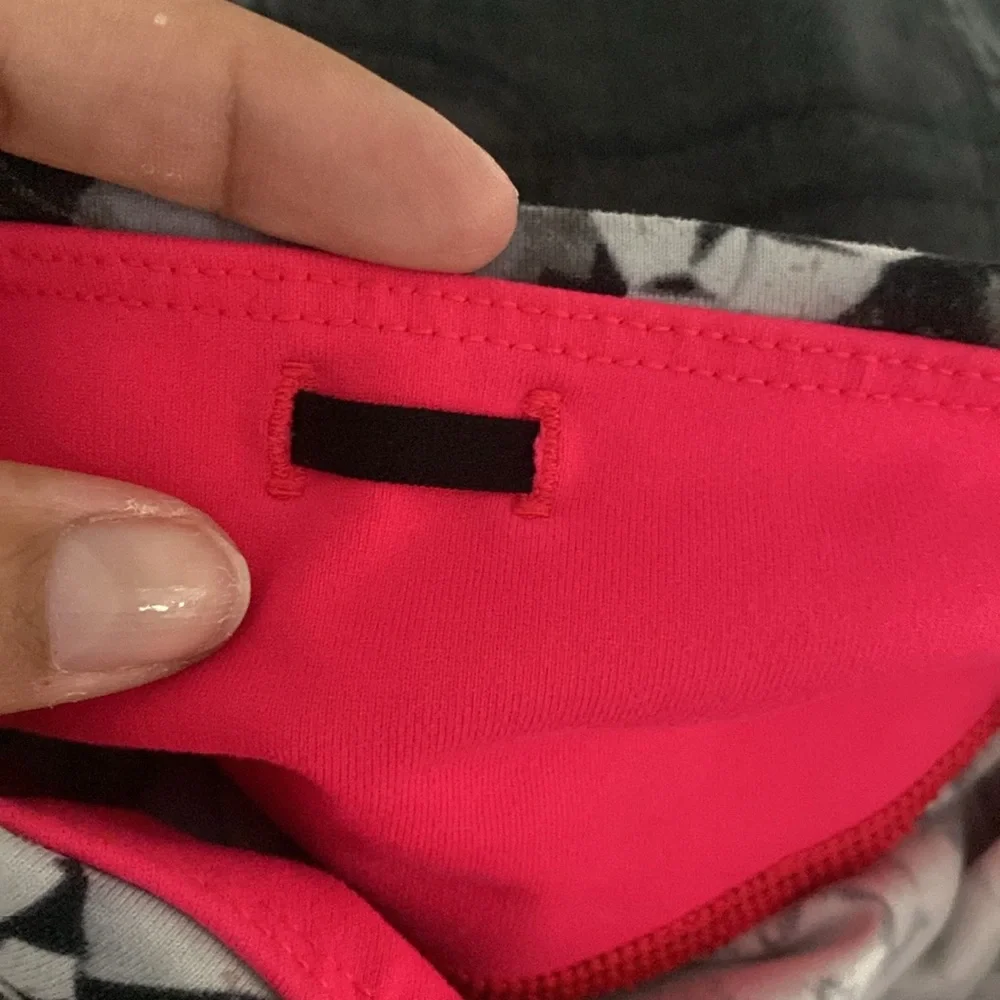 Victoria Secret Sport Knockout Cropped Leggings